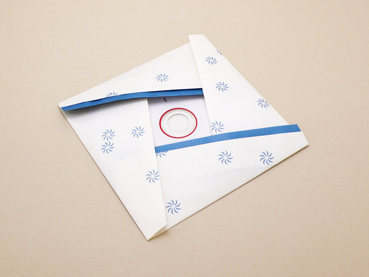 Ａ４折形（おりかた） : 負い包み - 1